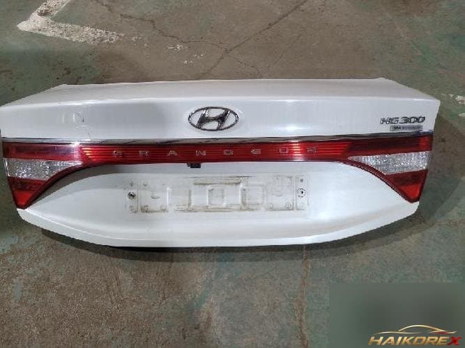 Hyundai Graneur 2012 — крышка багажника