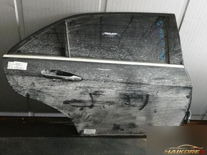 Mercedes-Benz E-класс 2016 — дверь задняя правая A2127303405
