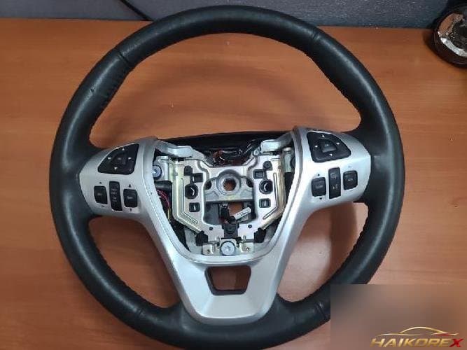 Ford Explorer 2014 — рулевое колесо