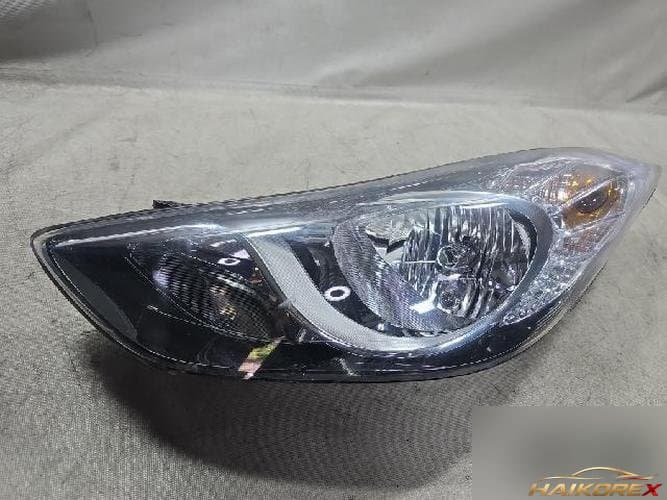Hyundai Avante 2011 — фара левая 1