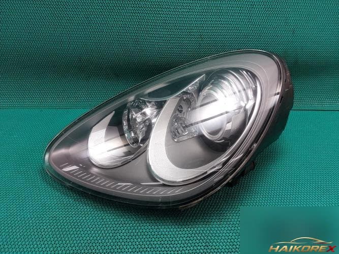 Porsche Cayenne 2013 — фара левая HID с балластом