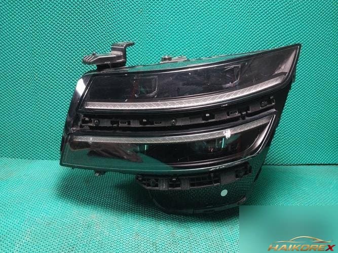 Genesis G80 2021 — фара левая LED