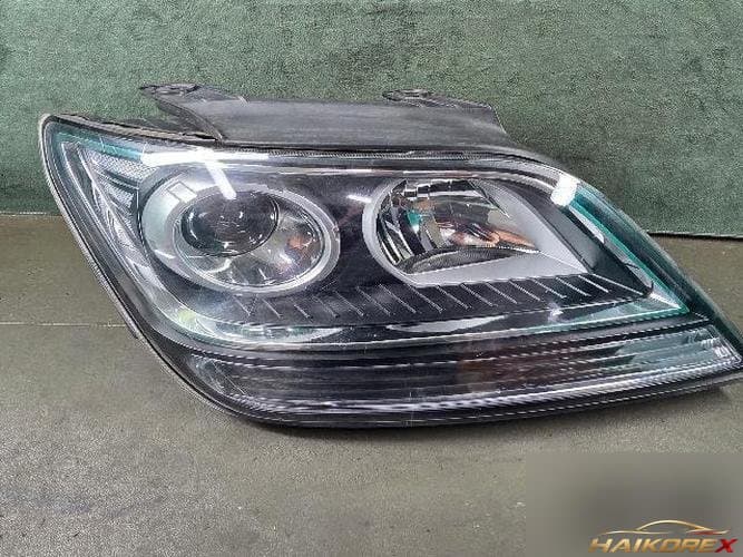 Kia Mohave 2009 — фара правая 1