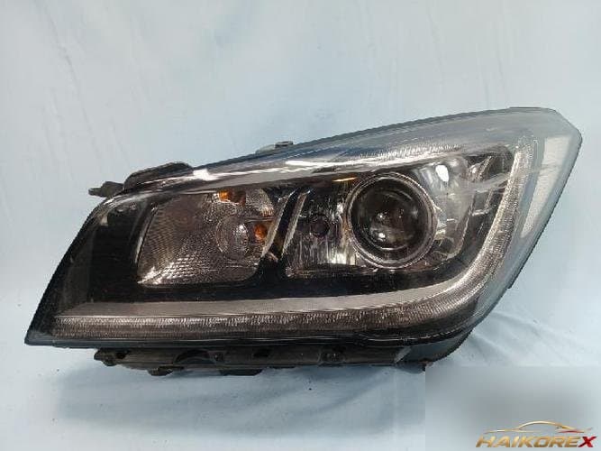 Hyundai Genesis 2015 — фара левая HID