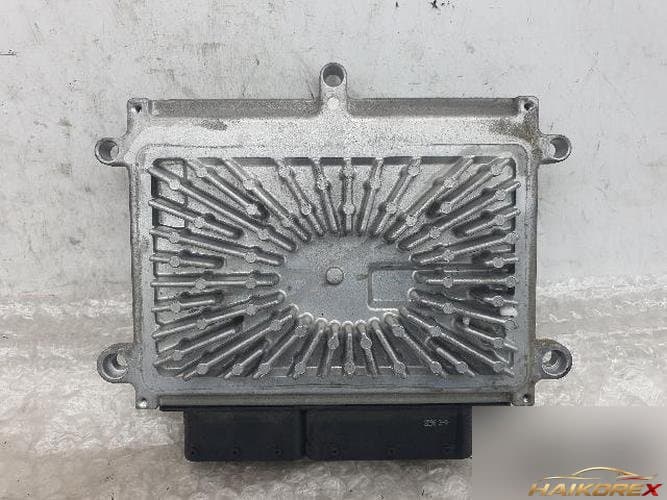 Volvo C30 2007 — блок управления двигателем ECU 279700-9290