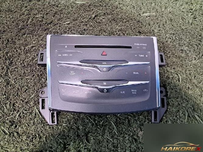 Ford MKS 2013 — переключатель управления отопителем и кондиционером DA5T-18A802-AL