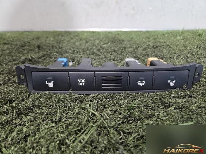 Kia Carnival 2011 — кнопка/переключатель 93700 4D251