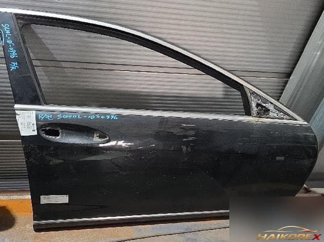 Mercedes-Benz S-Class 2010 — дверь передняя правая A2217200205