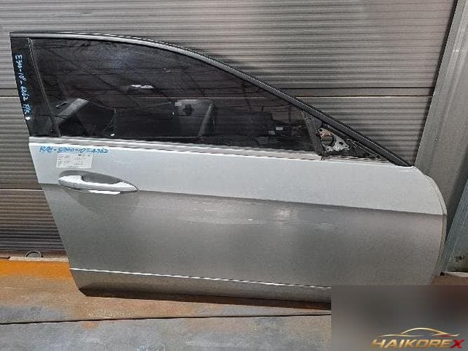 Mercedes-Benz E-класс 2010 — передняя дверь правая