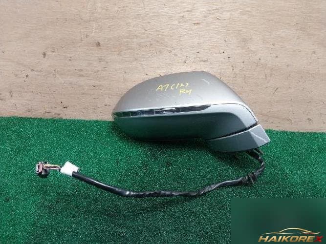 Audi A7 2012 — зеркало боковое правое 4G8857410