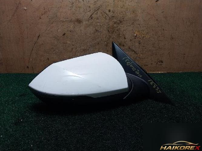 Hyundai Avante 2023 — зеркало боковое правое 87620AA060WAW