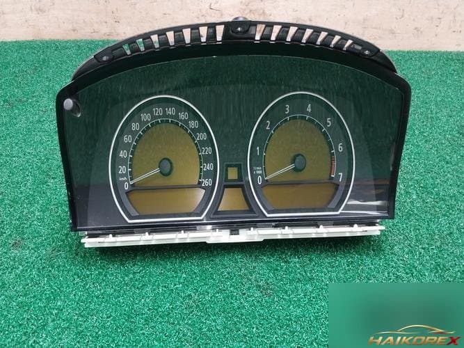 BMW 7 Series 2003 — панель приборов 62116935453