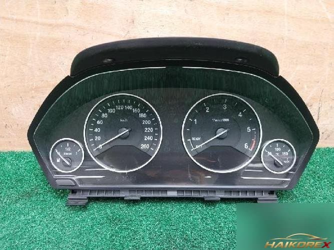 BMW 3 Series 2012 — панель приборов 9232892 6
