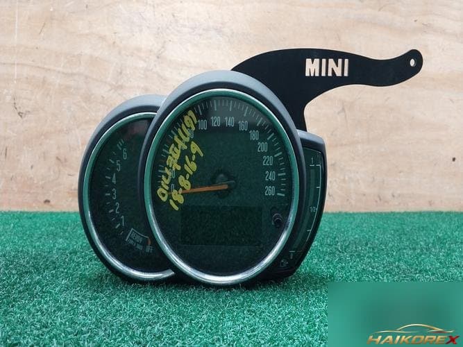 Mini Cooper 2019 — приборная панель 870722901
