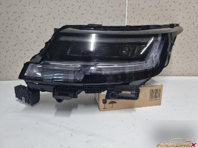 Land Rover Range Rover 2025 — фара левая M8E2-13W030