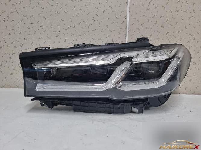 BMW 5-Series 2022 — фара левая 63115A388C7