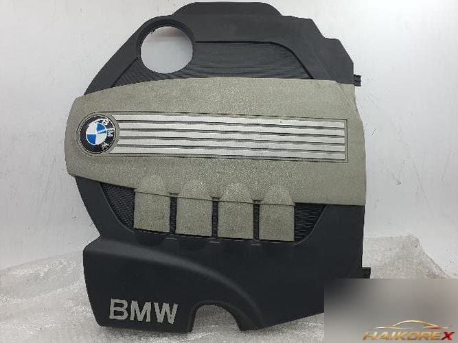 BMW X3 2008 — крышка двигателя