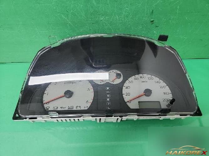 Hyundai Terracan 2004 — панель приборов 94023-H1110