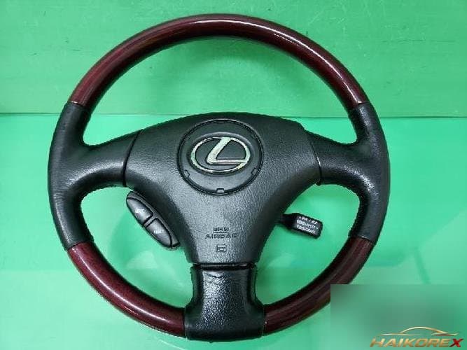 Lexus ES 2004 — рулевое колесо