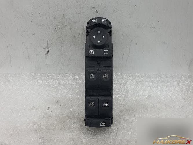 Renault SM3 2011 — блок управления стеклоподъёмниками передний левый 254004011R