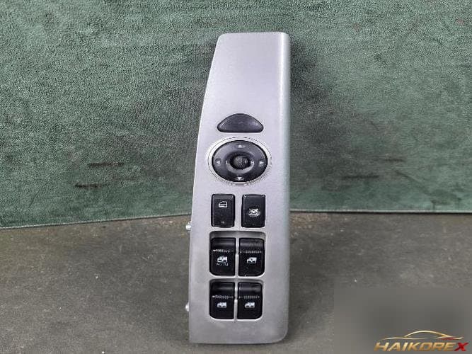 Hyundai Santa Fe 2008 — переключатель стеклоподъемника 93570-2B100S4 3