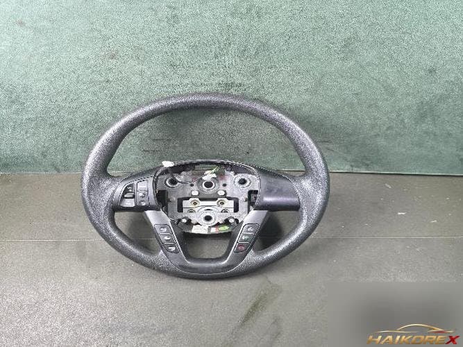 Kia K5 2012 — руль