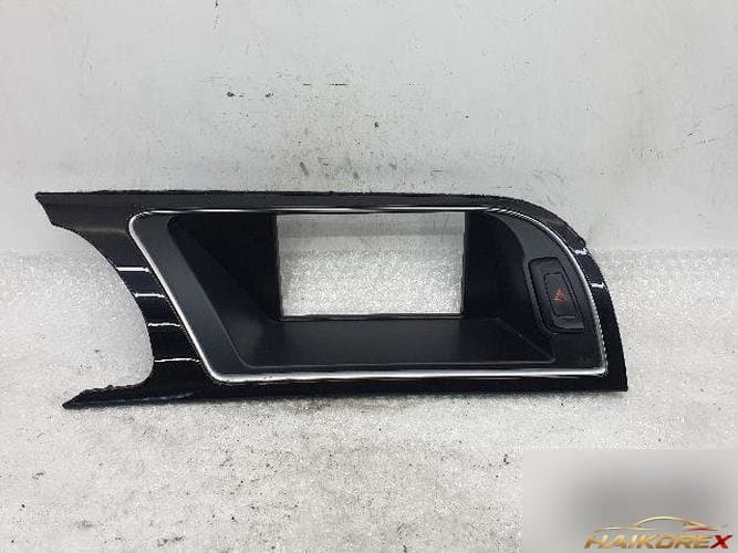 Audi A5 2015 — панель приборов 8T1857186