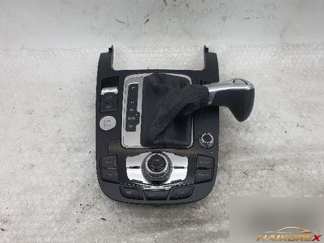 Audi A4 2016 — накладка рычага коробки передач 8T0 919 611 L