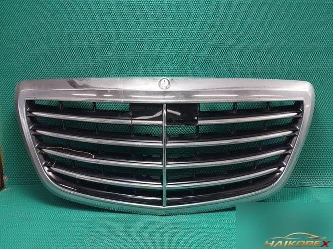 Mercedes-Benz S-Class 2015 — решетка радиатора