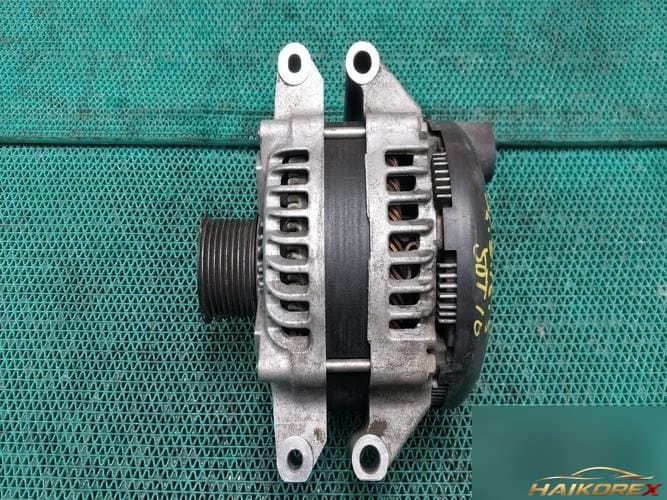 BMW 5 Series 2010 — генератор