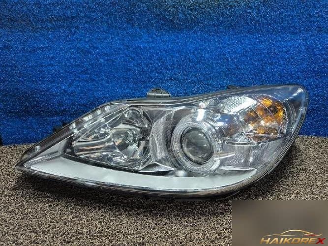 Hyundai Genesis 2010 — фара передняя левая