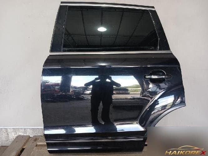 Audi Q7 2014 — дверь задняя левая