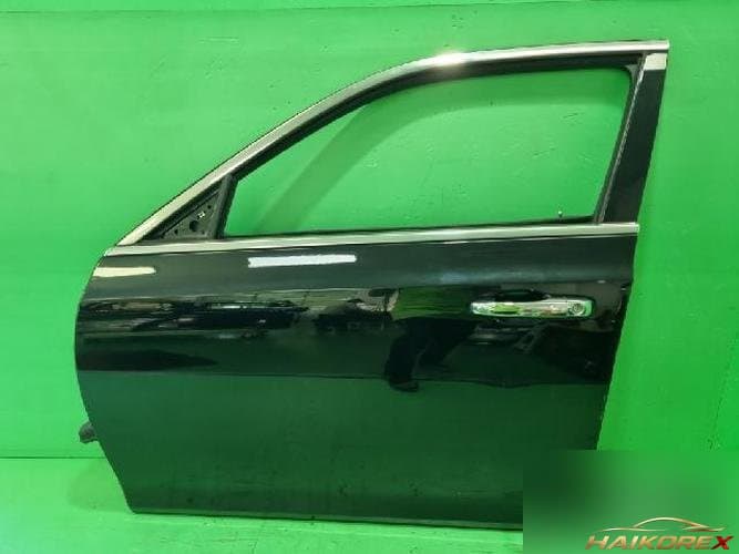 Chrysler 300 2012 — передняя дверь левая