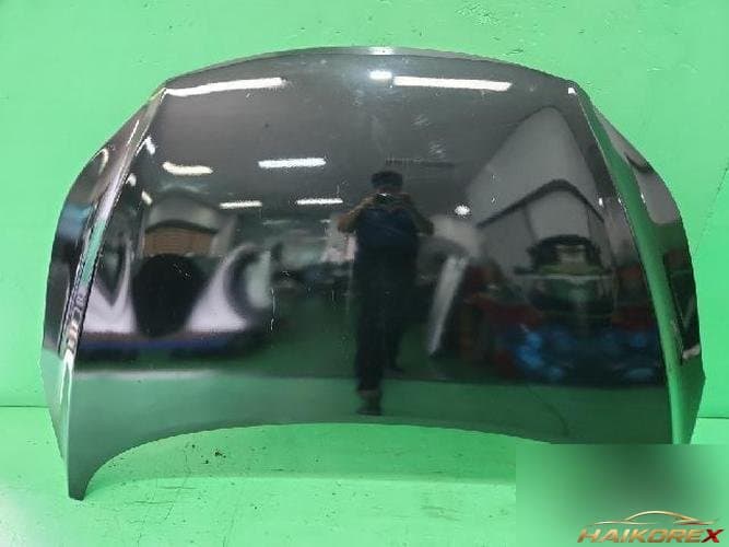 Hyundai Avante 2011 — капот