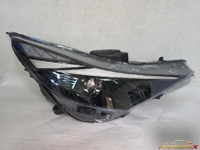 Hyundai Avante 2022 — фара передняя правая