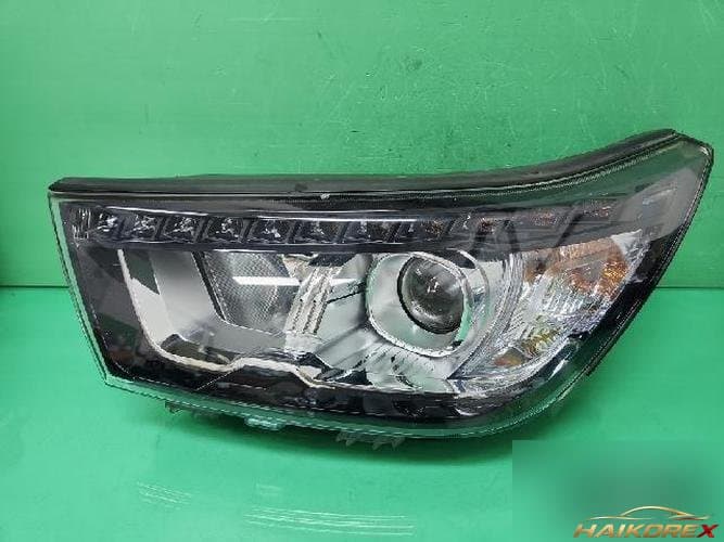 SsangYong Tivoli 2016 — фара передняя левая