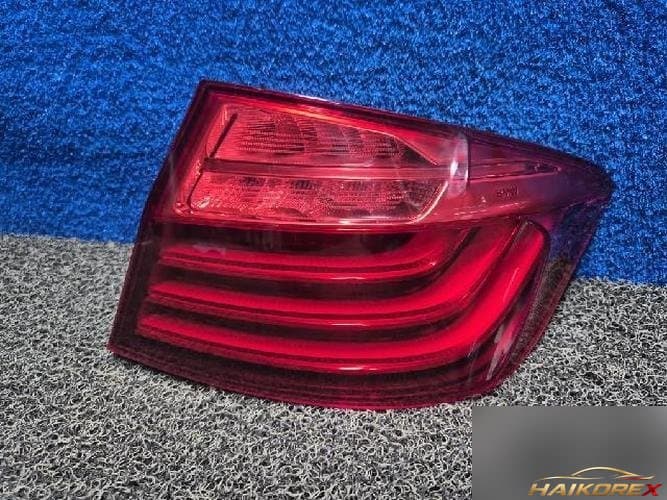 BMW 5 Series 2014 — комбинированный фонарь задний правый