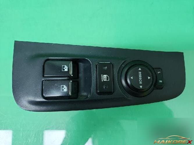 Hyundai Starex 2011 — переключатель стеклоподъемника передний левый