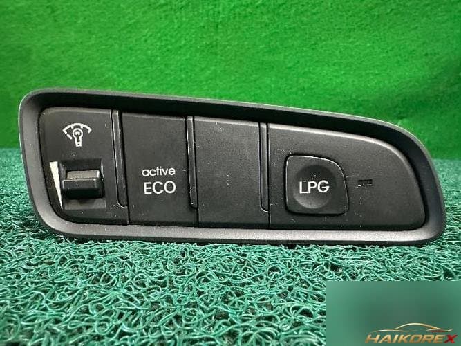 Hyundai Grandeur 2012 — кнопка/переключатель