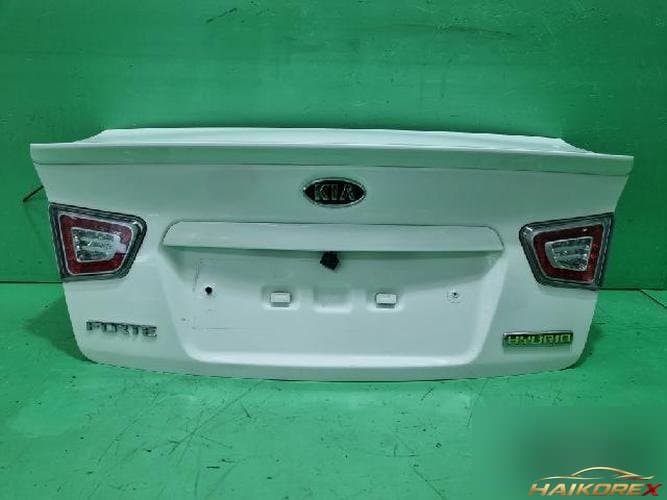 Kia Forte 2013 — крышка багажника