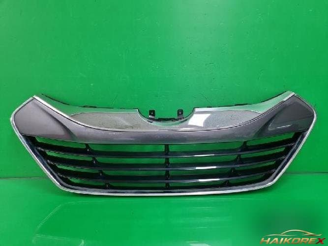 Hyundai Tucson 2010 — решетка радиатора передняя