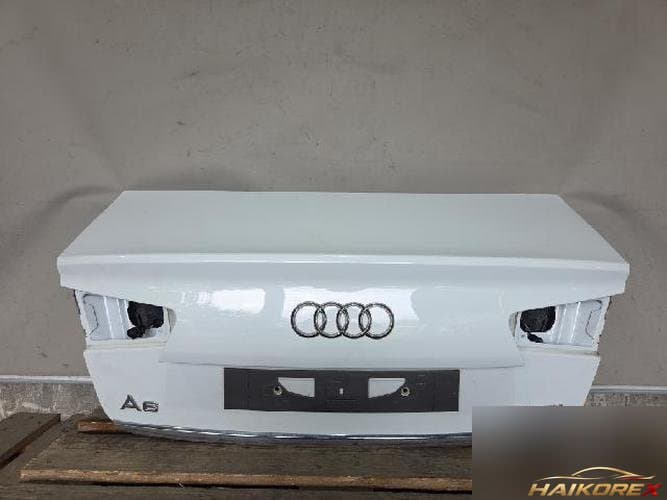 Audi A6 2016 — крышка багажника