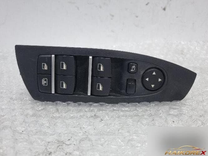 Переключатель стеклоподъемника водителя 9163574-02