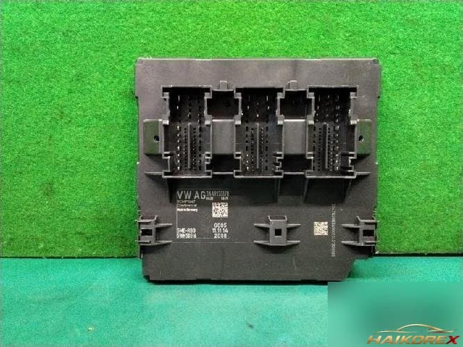 Блок управления ETACS/BCM 3AA937087R