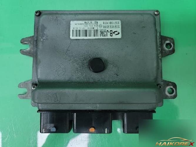 Блок управления двигателем ECU 237102301R