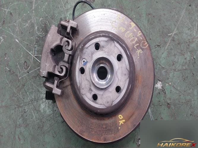 Поворотный кулак задний левый Mercedes-Benz C-Class A2053500141