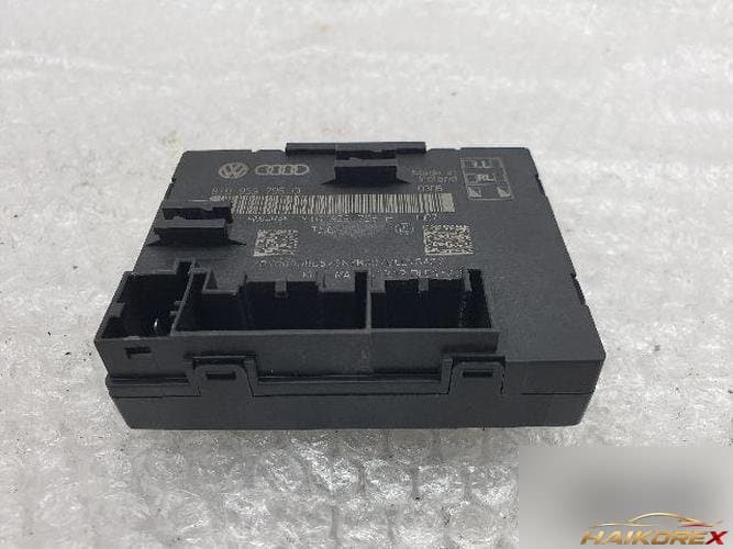 Модуль управления дверью 8T0 959 795Q