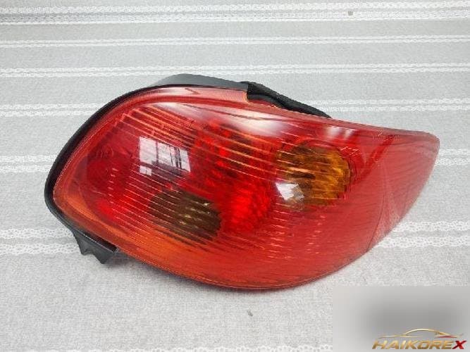 Peugeot 206 2006 — комбинированный фонарь задний правый (пассажирской стороны)