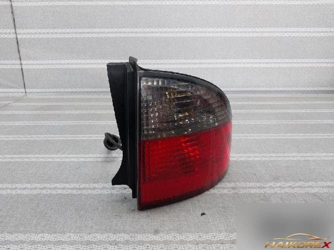 Ford LS 2003 — фонарь задний комбинированный правый (пассажирский)