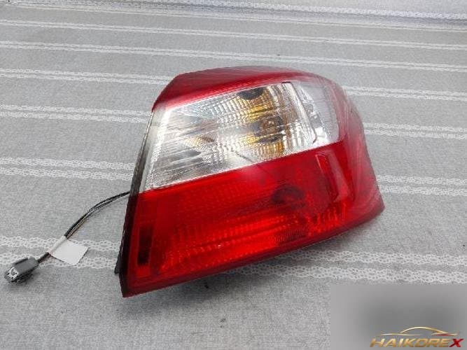 Ford Focus 2012 — комбинированный фонарь задний правый